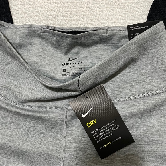 Nike Women's One Mid-Rise 7/8 Tight Pants - Picture 6 of 7